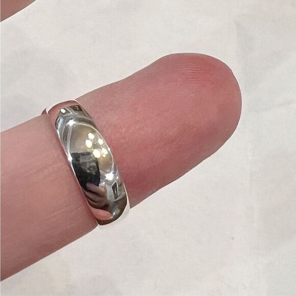 Ruby-colored Crystals (July-Birthstone) Adjustable Toe Ring / Kid's Ring in Ster - Picture 3 of 6